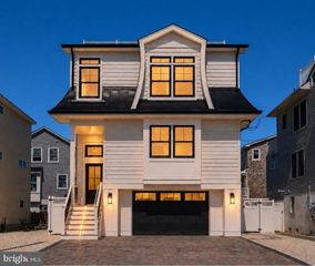 7 W 29TH ST, Long Beach, NJ 08008