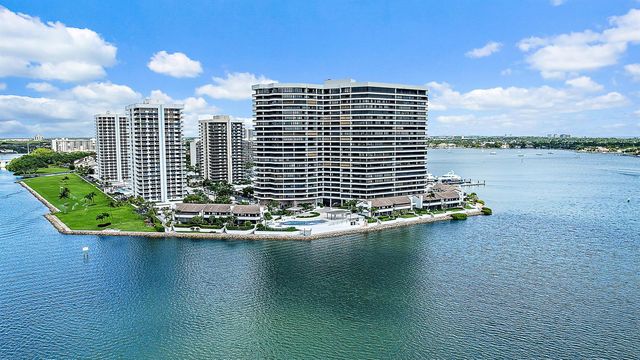 100 Lakeshore Drive 354, North Palm Beach, FL 33408