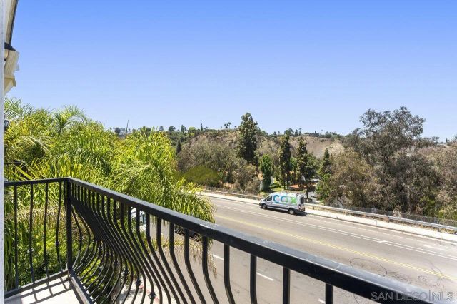 5055 Collwood Blvd 304, San Diego, CA 92115