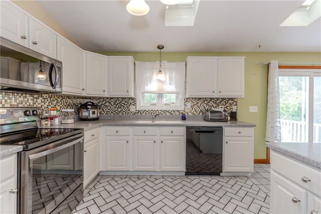54 Colvintown Road, Coventry, RI 02816