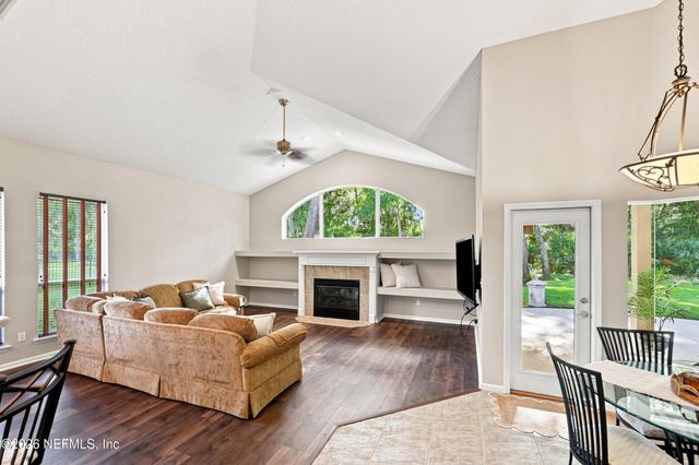 2878 AMELIA BLUFF Drive, Jacksonville, FL 32226