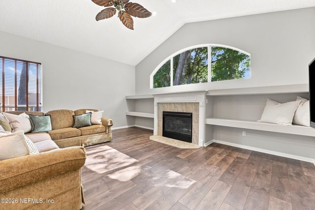 2878 AMELIA BLUFF Drive, Jacksonville, FL 32226
