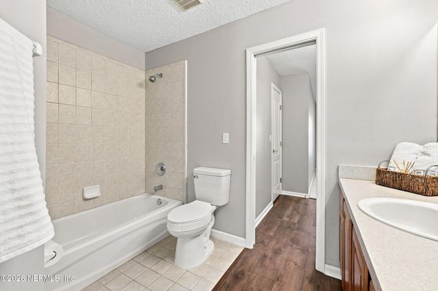 2878 AMELIA BLUFF Drive, Jacksonville, FL 32226
