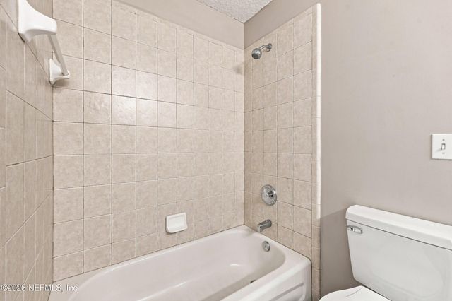 2878 AMELIA BLUFF Drive, Jacksonville, FL 32226