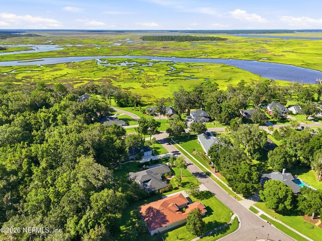 2878 AMELIA BLUFF Drive, Jacksonville, FL 32226