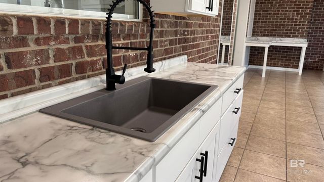 19746 County Road 62, Robertsdale, AL 36567