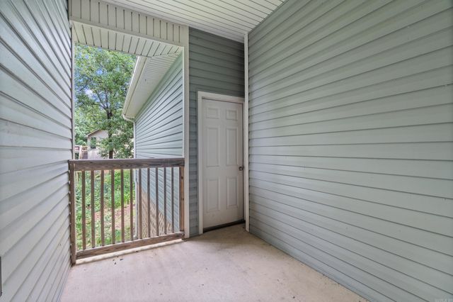 20 Canterberry Point Drive, Conway, AR 72032