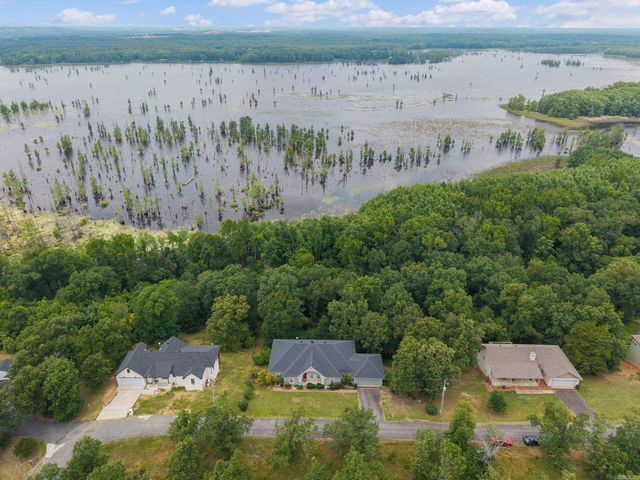 20 Canterberry Point Drive, Conway, AR 72032