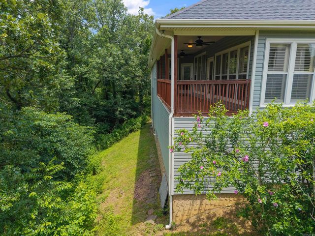 20 Canterberry Point Drive, Conway, AR 72032