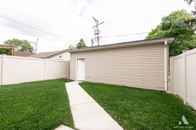 3301 N Kilbourn Avenue G, Chicago, IL 60641