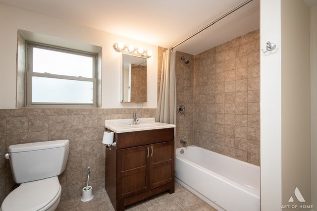 3301 N Kilbourn Avenue G, Chicago, IL 60641
