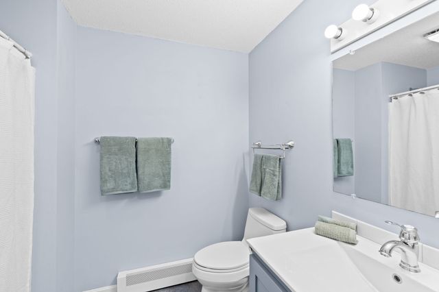 19 Ivest Circle, Falmouth, MA 02536