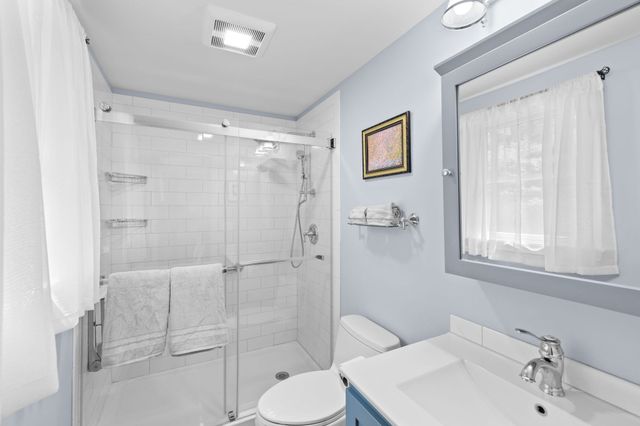 19 Ivest Circle, Falmouth, MA 02536