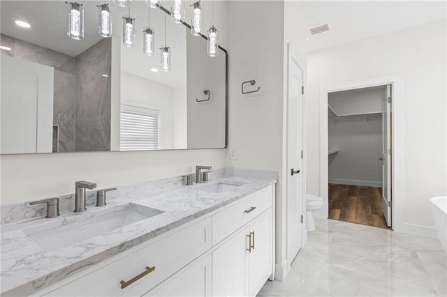 4052 Hillcrest W Lane, Mobile, AL 36693