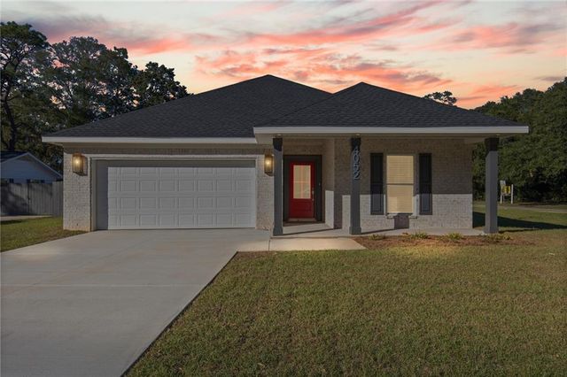 4052 Hillcrest W Lane, Mobile, AL 36693