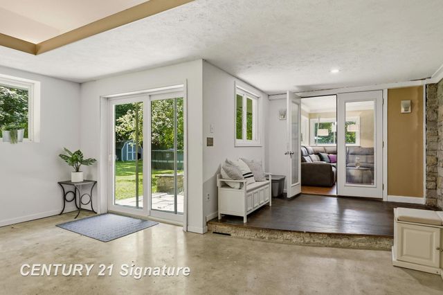 1 N Center Woods Drive, Saginaw Twp, MI 48638