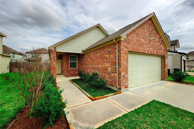 4508 Danielle Gardens, Conroe, TX 77304