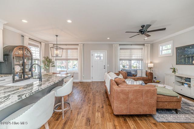 705 N Leak Street, Southern Pines, NC 28387