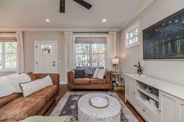 705 N Leak Street, Southern Pines, NC 28387