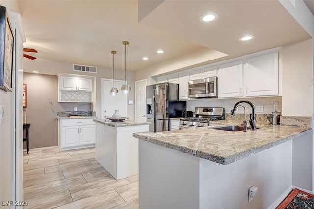 7808 Bluewater Drive, Las Vegas, NV 89128