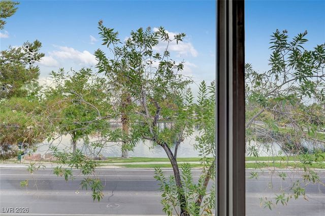 7808 Bluewater Drive, Las Vegas, NV 89128