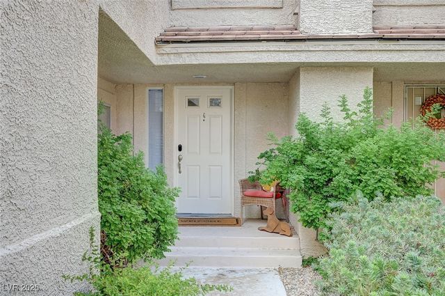 7808 Bluewater Drive, Las Vegas, NV 89128