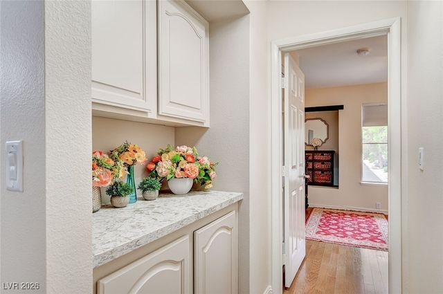 7808 Bluewater Drive, Las Vegas, NV 89128