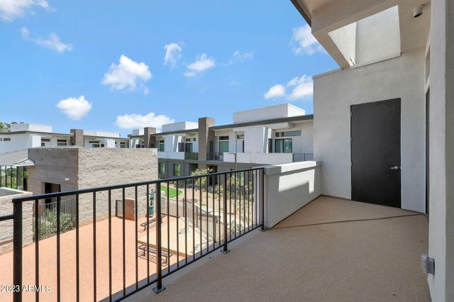 6060 E BASELINE Road 176, Mesa, AZ 85206