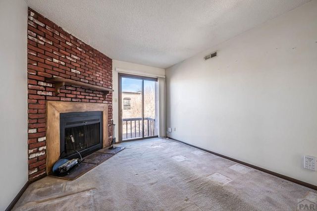 1901 Mohawk Rd, Pueblo, CO 81001