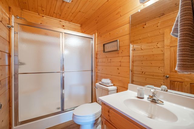 2044 Oakmont Drive, Sevierville, TN 37876