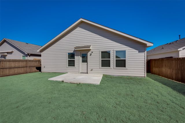 305 Falling Star Drive, Fort Worth, TX 76052