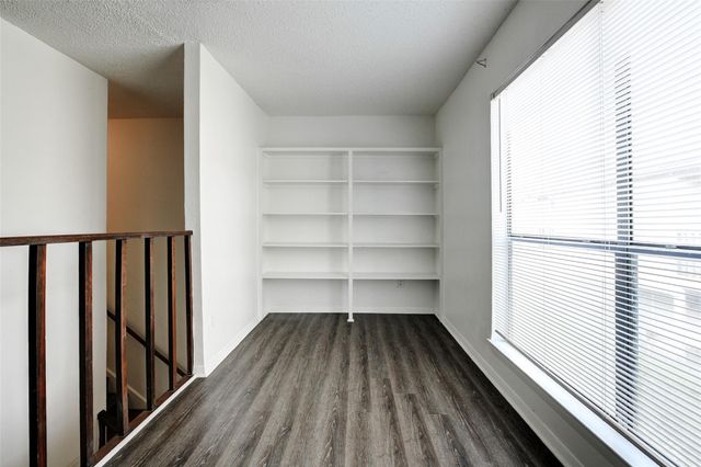 3915 Tanglewilde Street 3915, Houston, TX 77063