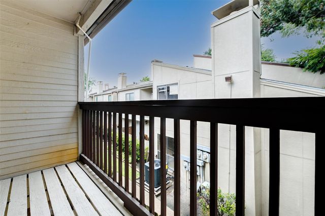 3915 Tanglewilde Street 3915, Houston, TX 77063