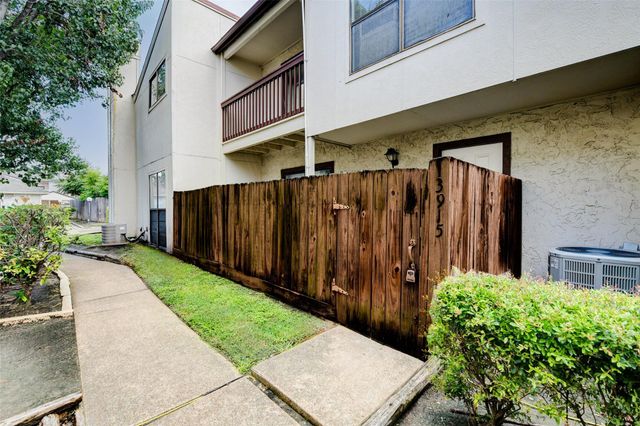 3915 Tanglewilde Street 3915, Houston, TX 77063