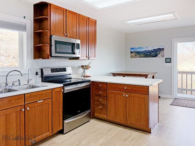 355 Meriwether Lane, Dillon, MT 59725