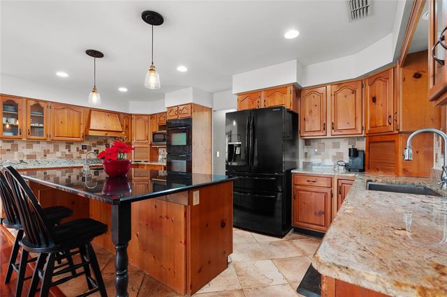 12540 GREEN OAK LANE, Dade City, FL 33525