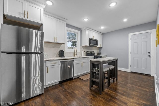 150 Fairmount Ave, Newark City, NJ 07103