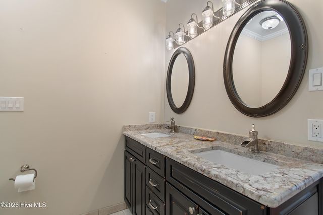 3377 St James Drive, Southport, NC 28461