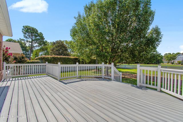 3377 St James Drive, Southport, NC 28461