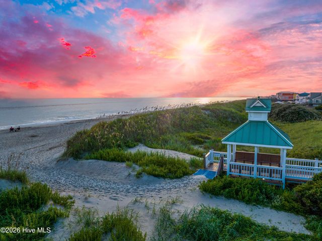 3377 St James Drive, Southport, NC 28461