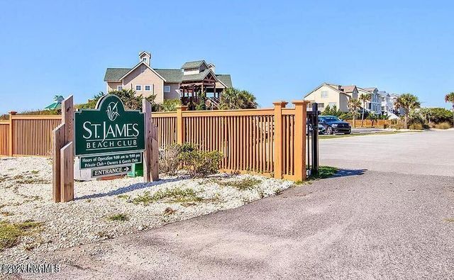 3377 St James Drive, Southport, NC 28461