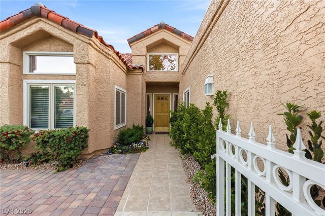 7943 Harbour Towne Avenue, Las Vegas, NV 89113