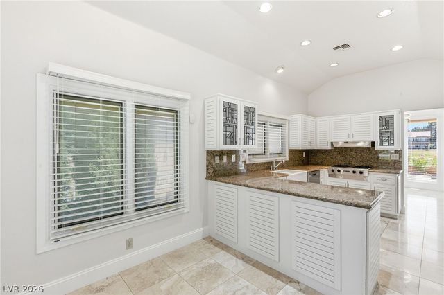 7943 Harbour Towne Avenue, Las Vegas, NV 89113