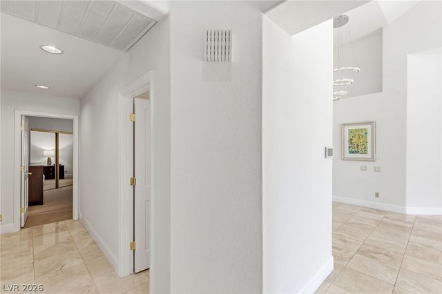7943 Harbour Towne Avenue, Las Vegas, NV 89113