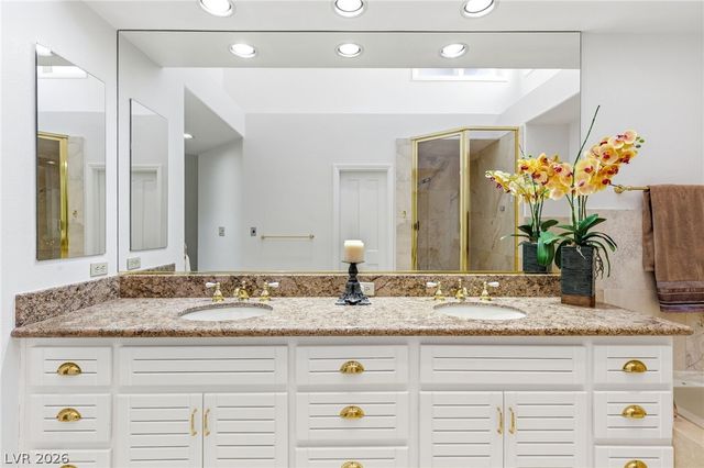 7943 Harbour Towne Avenue, Las Vegas, NV 89113