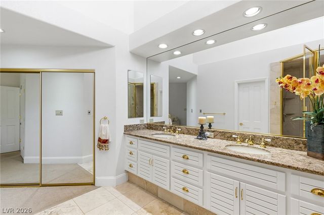 7943 Harbour Towne Avenue, Las Vegas, NV 89113