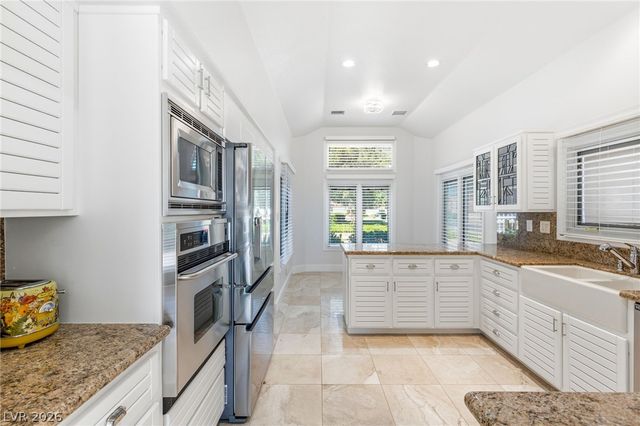 7943 Harbour Towne Avenue, Las Vegas, NV 89113