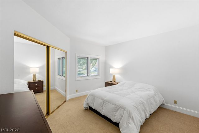 7943 Harbour Towne Avenue, Las Vegas, NV 89113