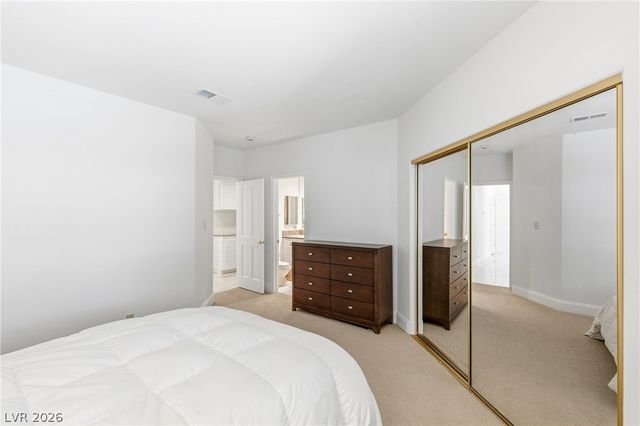 7943 Harbour Towne Avenue, Las Vegas, NV 89113