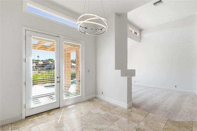 7943 Harbour Towne Avenue, Las Vegas, NV 89113